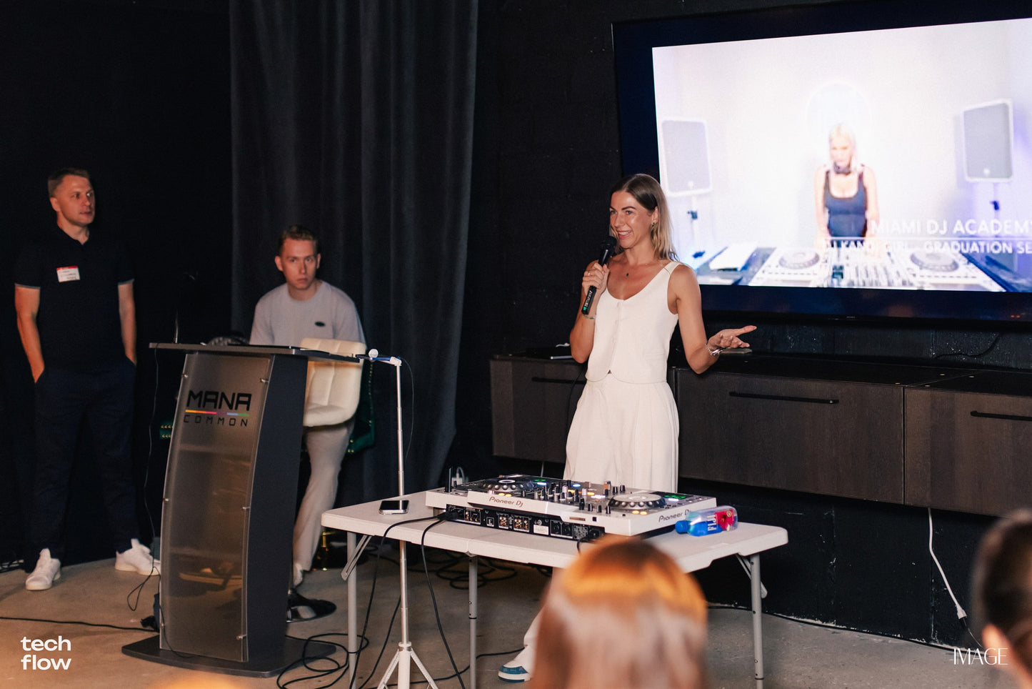 Introduction To DJing Masterclass (NOVEMBER 15th ) 3:00 - 4:00 pm