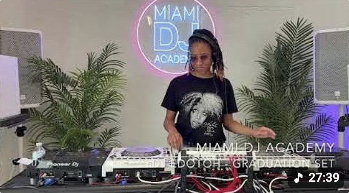 Miami DJ Academy graduation DJ set