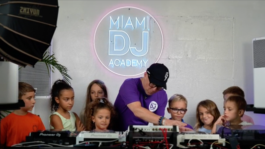 Intermediate DJ Class. DJ Class for Kids - SUNDAYS 10 AM to 11 AM